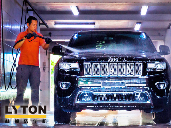 人工智能產業化發展時代已來臨！電腦洗車機設備接替人工洗車，您準備好了嗎？