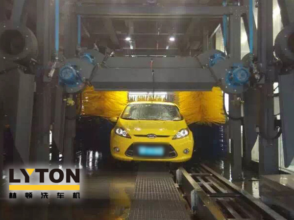 洗車機一點通——隧道式、往復式電腦洗車機工作方式異同點