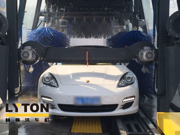 高效快捷，安全可靠！林頓FX11電腦洗車機車型清洗！