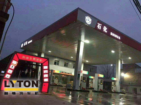 全自動洗車機設備——加油站、洗車店青睞！車友喜愛！Why？