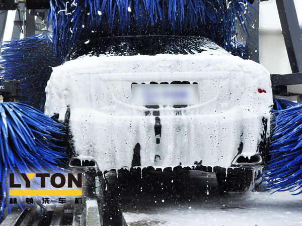 洗車液如何選擇？全自動洗車機廠家來支招！切勿使用洗衣粉及堿性洗滌劑洗車！