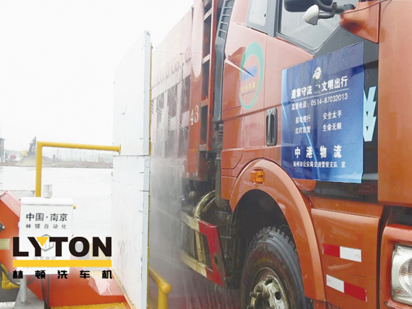 城市治塵“新利器”——工程類洗輪機，有效解決車輪帶泥污染路面難題