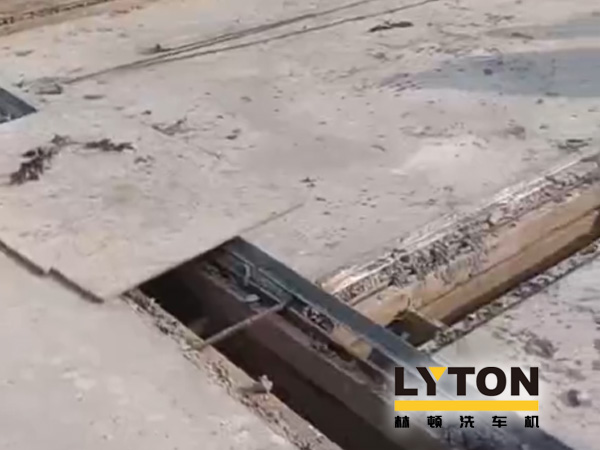 南通公交新裝配lyton大型通道式巴士洗車機，現洗車機基礎建設已完工，待發貨安裝