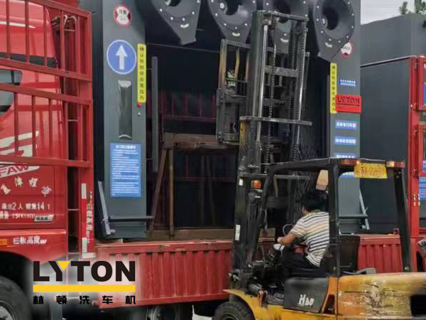 全力以赴促生產，全自動洗車機發貨忙不停！秋天是收獲的季節，九月加油，林頓加油！