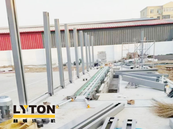 量身定制的解決方案、強大的洗車吞吐能力、卓越的汽車清洗效果、超高的盈利能力——隧道式全自動洗車機