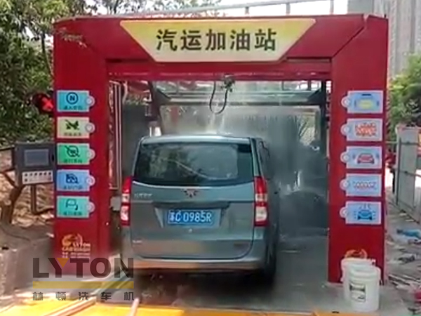 高效靈活 ??！LYTON FX-80A系列 隧道連續式全自動洗車機洗車作業視頻
