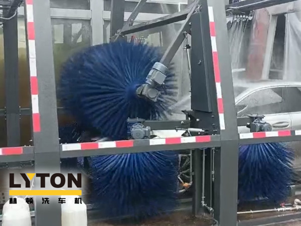 用戶對比，還得林頓FX11全自動洗車機！常州南門石化配置洗車設備記！“品質·交付”只為不負客戶所托！